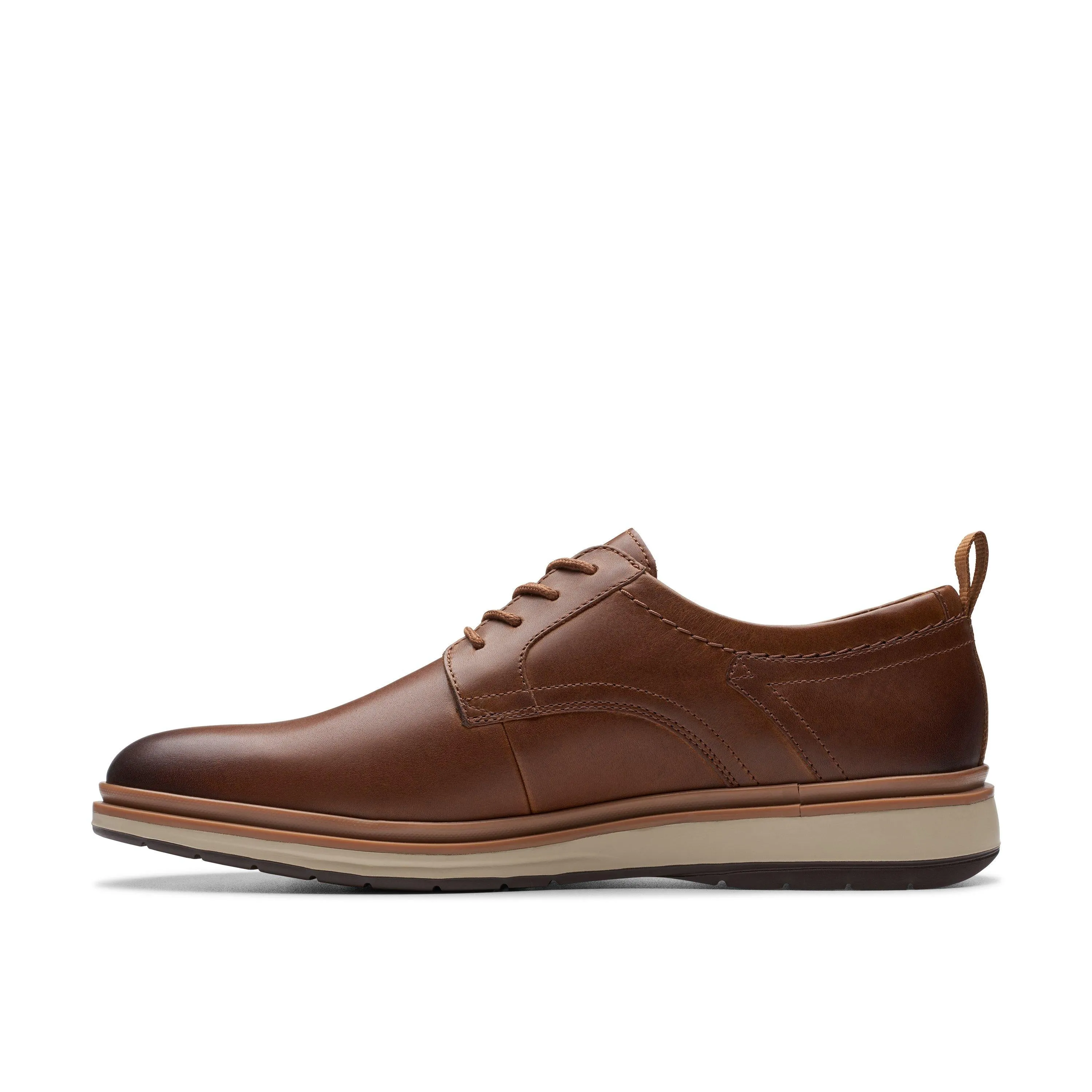 Clarks Chantry Lo in Braunem Leder