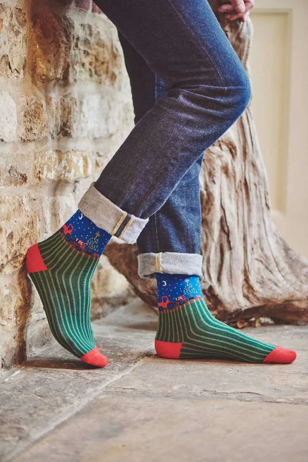 HJ Hall Weihnachtsbauernhof-Szene Baumwollsocken im Premium-Qualität HJ Accessoires