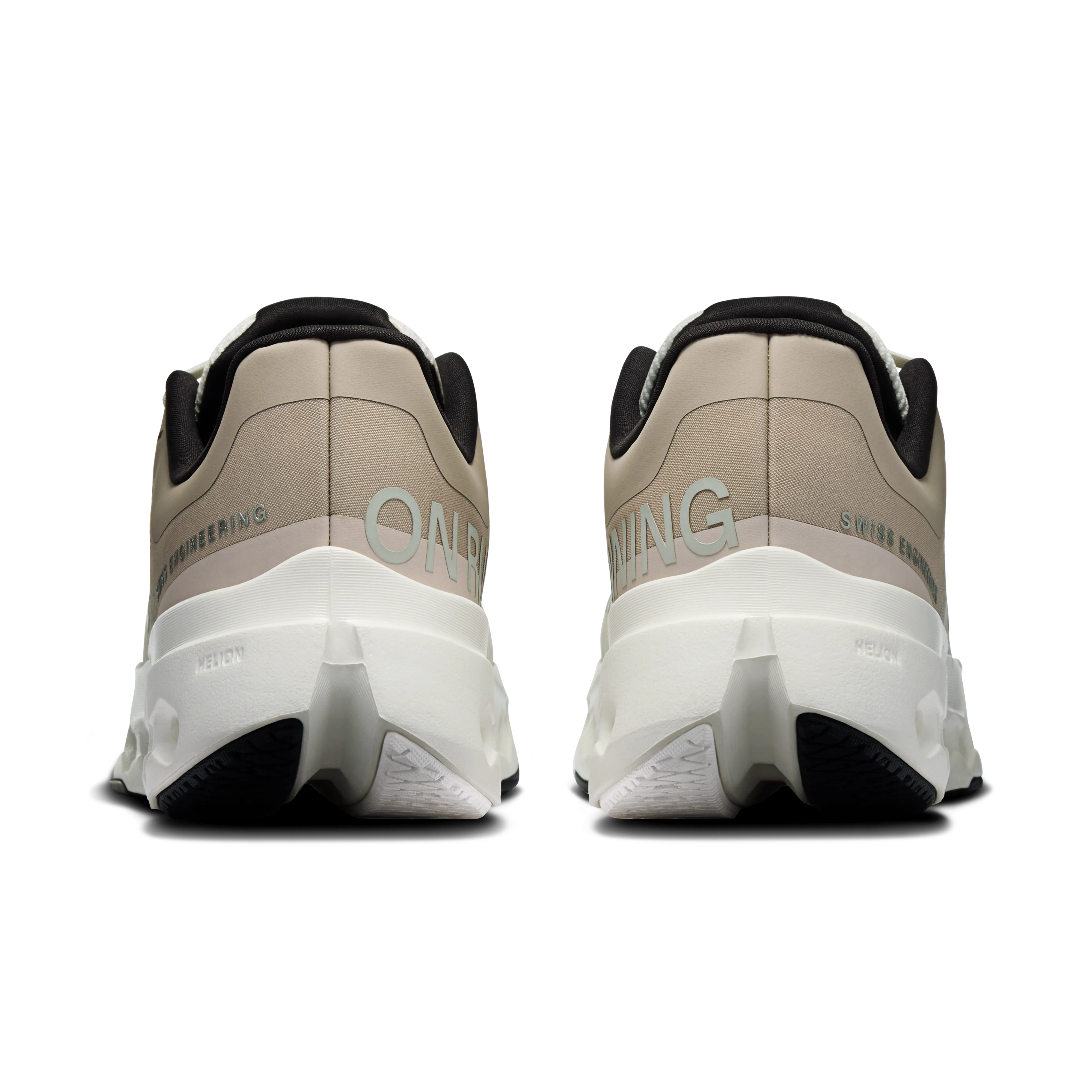 Herren Chubbies auf Damen Cloudsurfer Next Schuhen - Nebel / Elfenbein