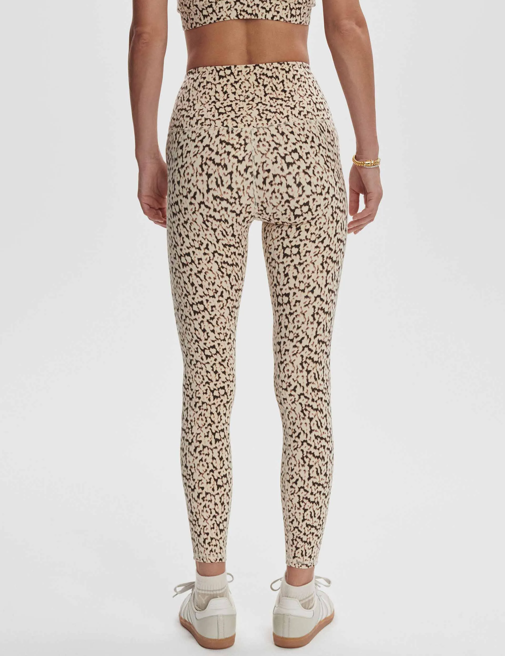 Move Pocket High Legging 25