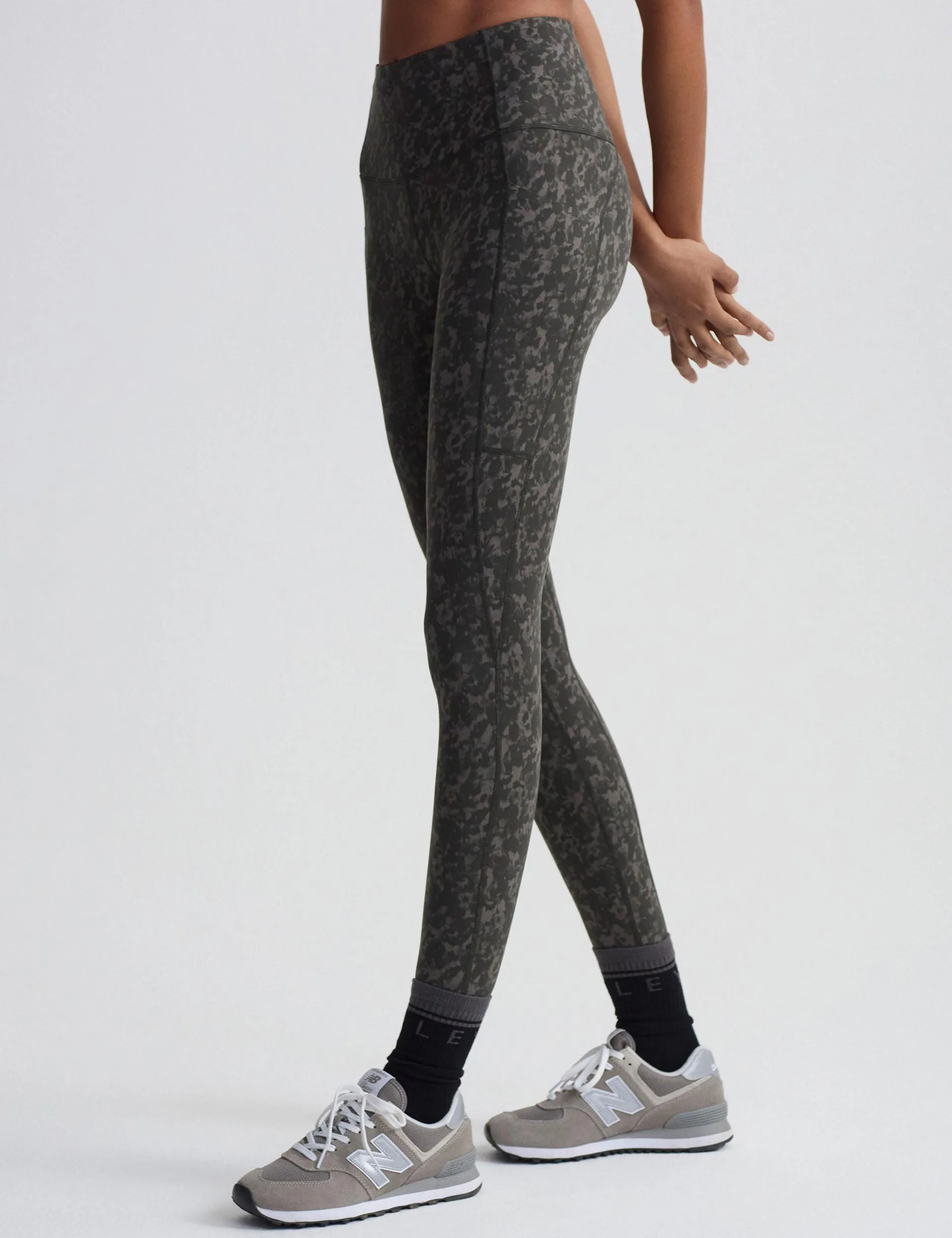 Move Pocket High Legging 25