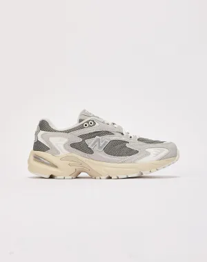 New Balance 725v1 Grundschule