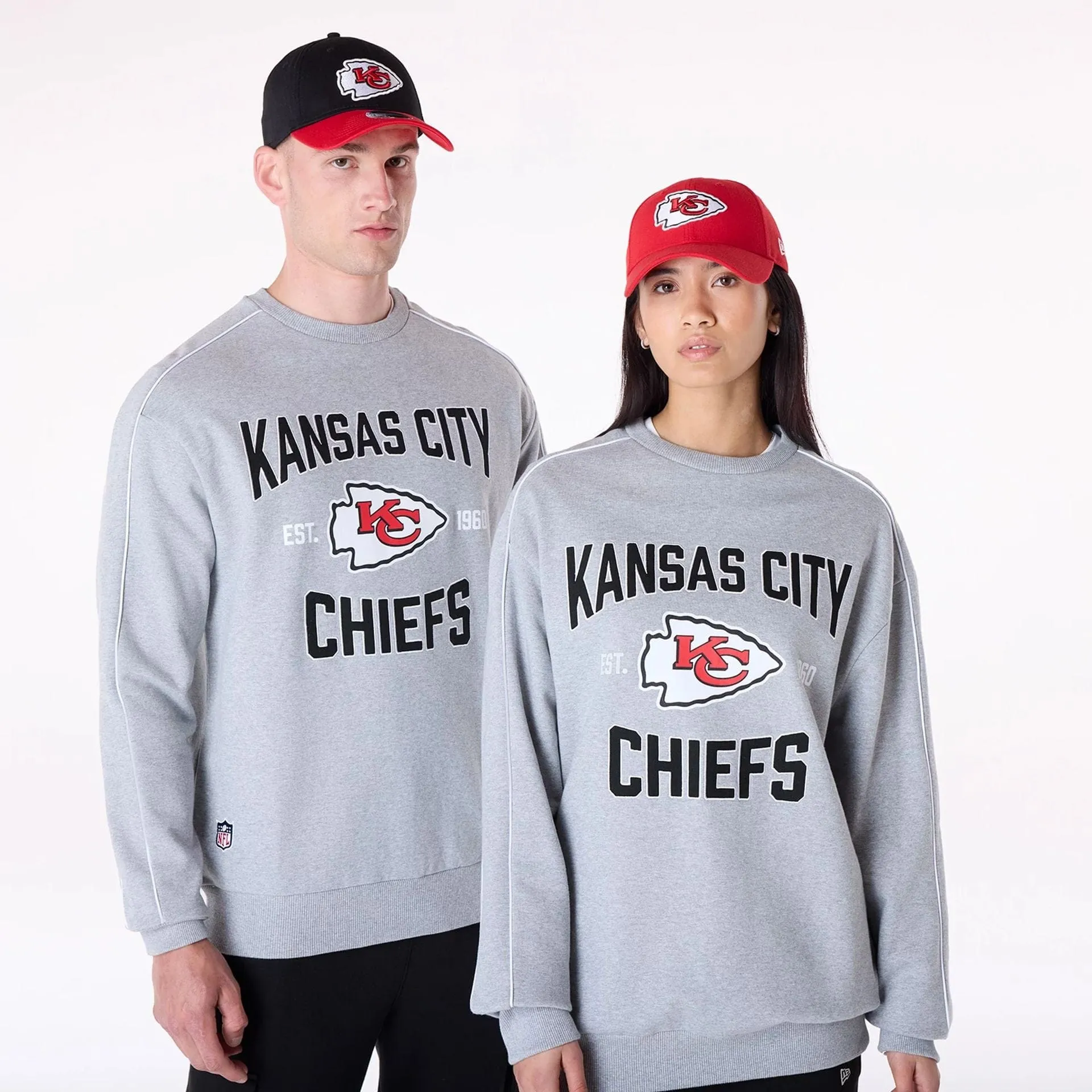 New Era Sweatshirts und Hoodies Kansas City Chiefs NFL Grau Grafik Crewneck Pullover