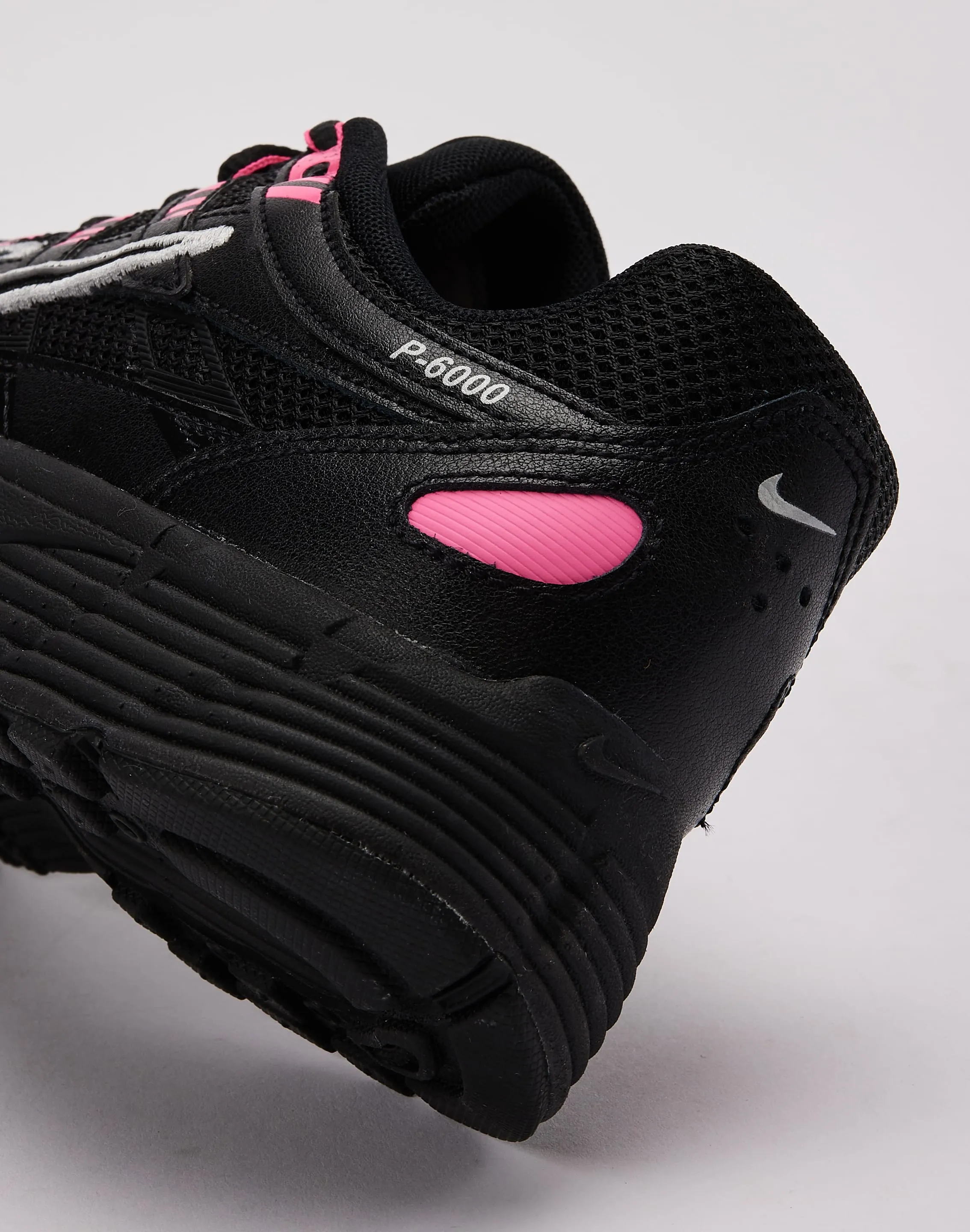 Nike P-6000 Grundschule