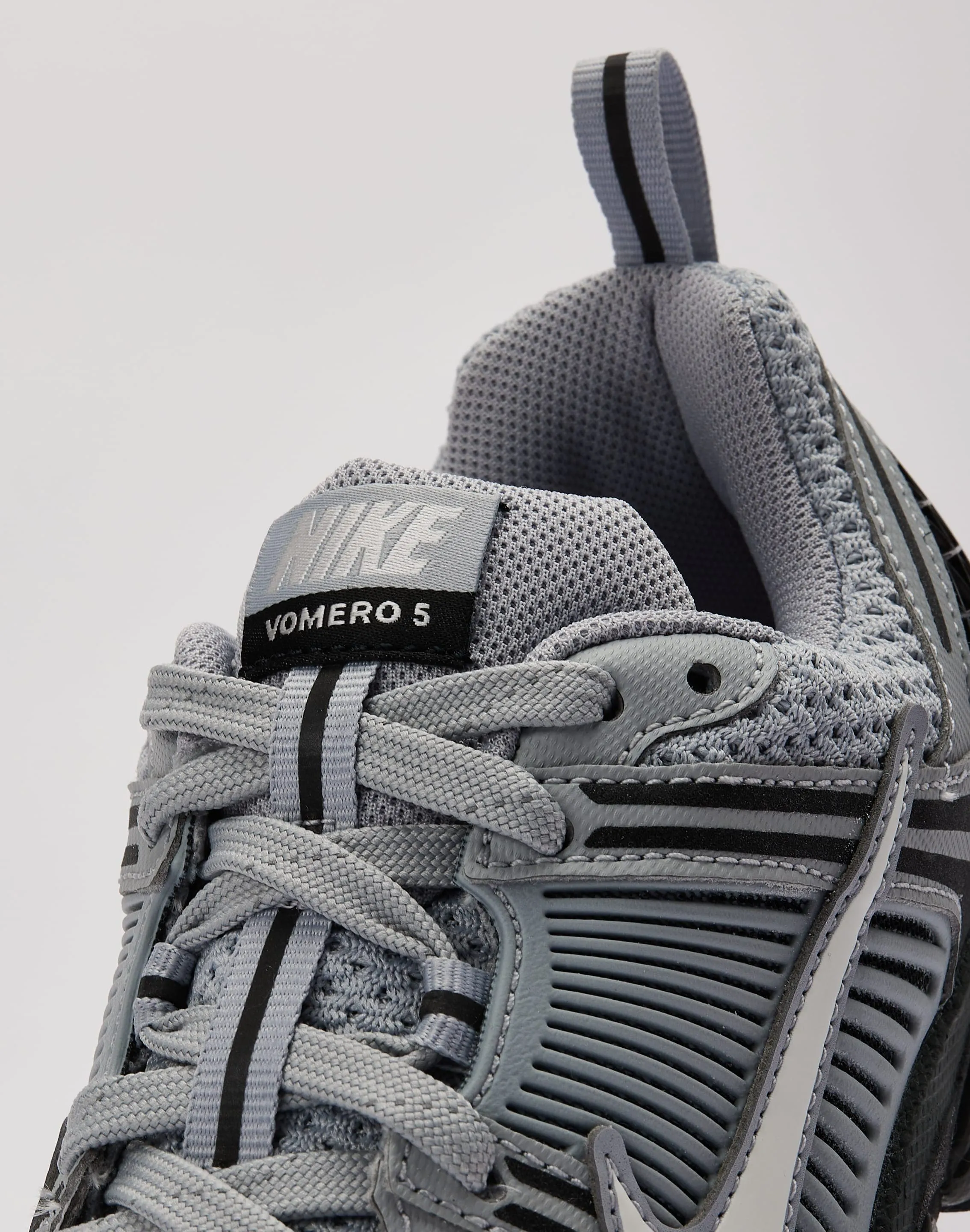 Nike Vomero 5 Grundschule