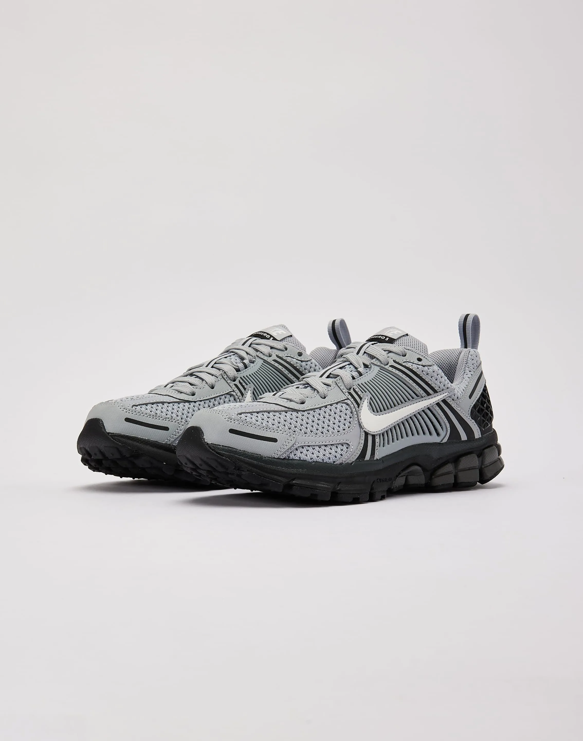 Nike Vomero 5 Grundschule