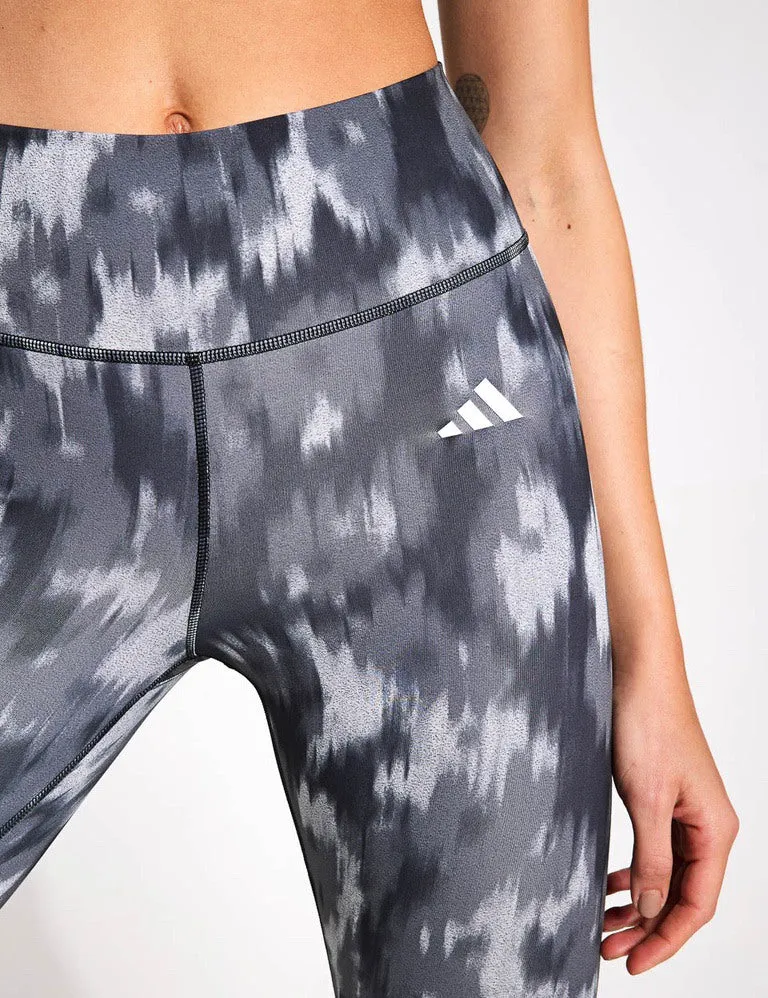 Optime Essentials Allover-Print Blumen-Tie-Dye-Leggings - Schwarz/Grau Fünf