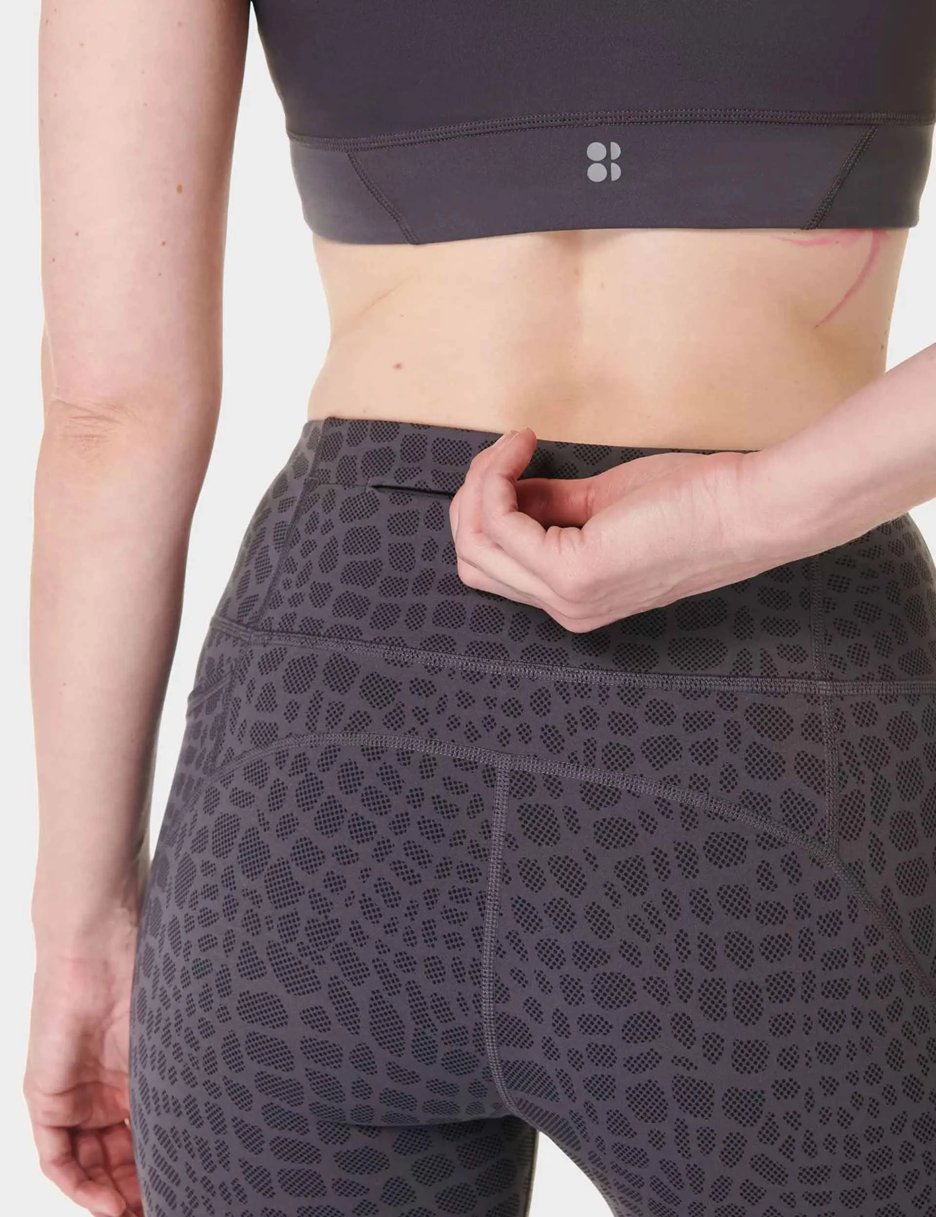 Power 7/8 Gym Leggings - Grauer Krokodil-Halbtondruck