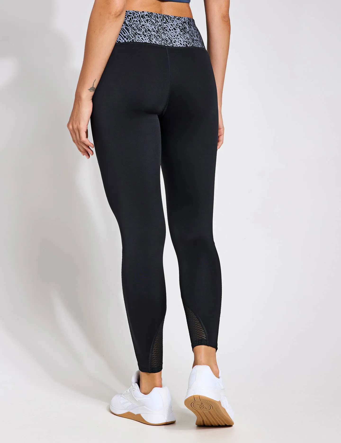 Lauf-Leggings mit Druck - Nachtschwarz