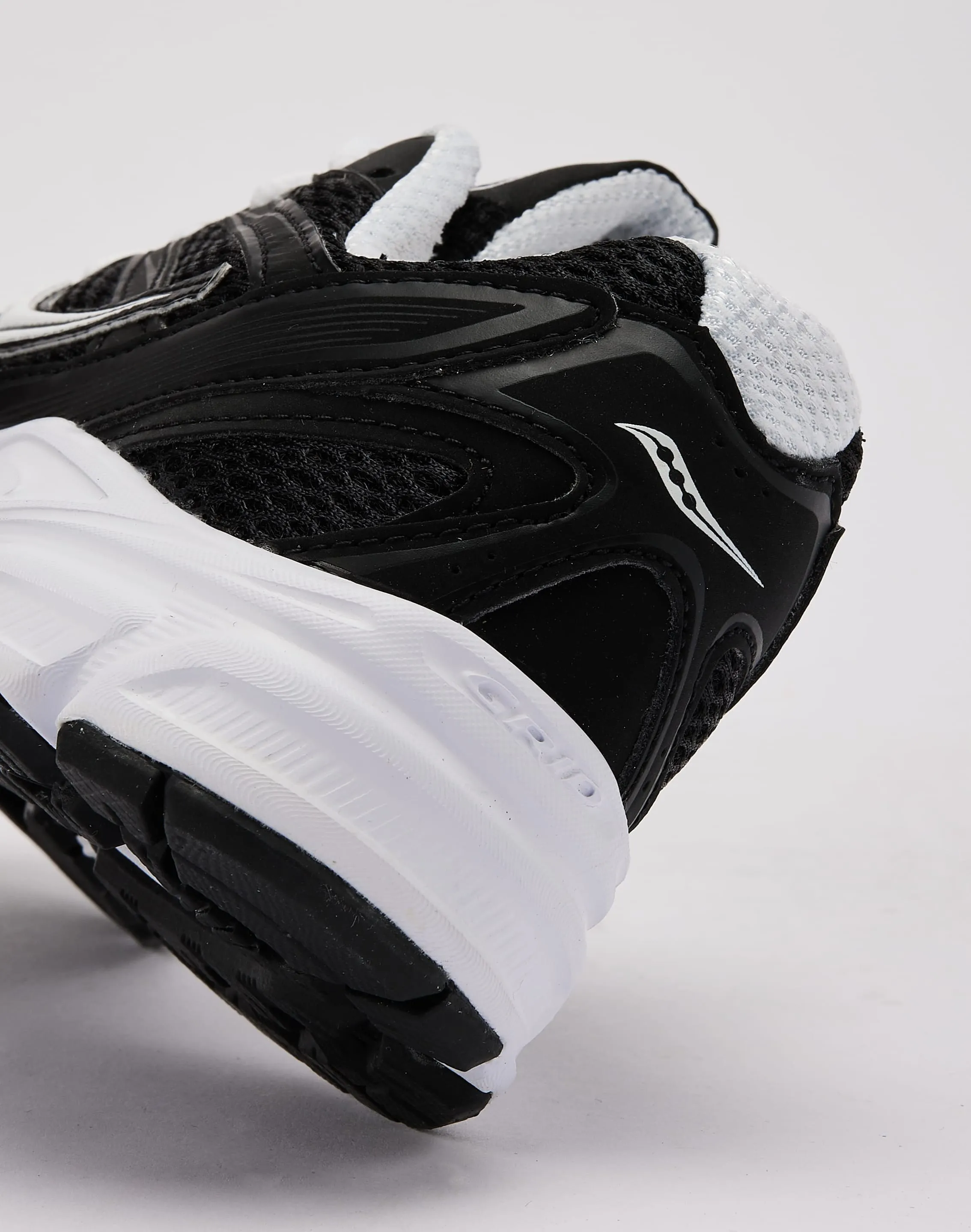 Saucony Ride Millennium Grundschule