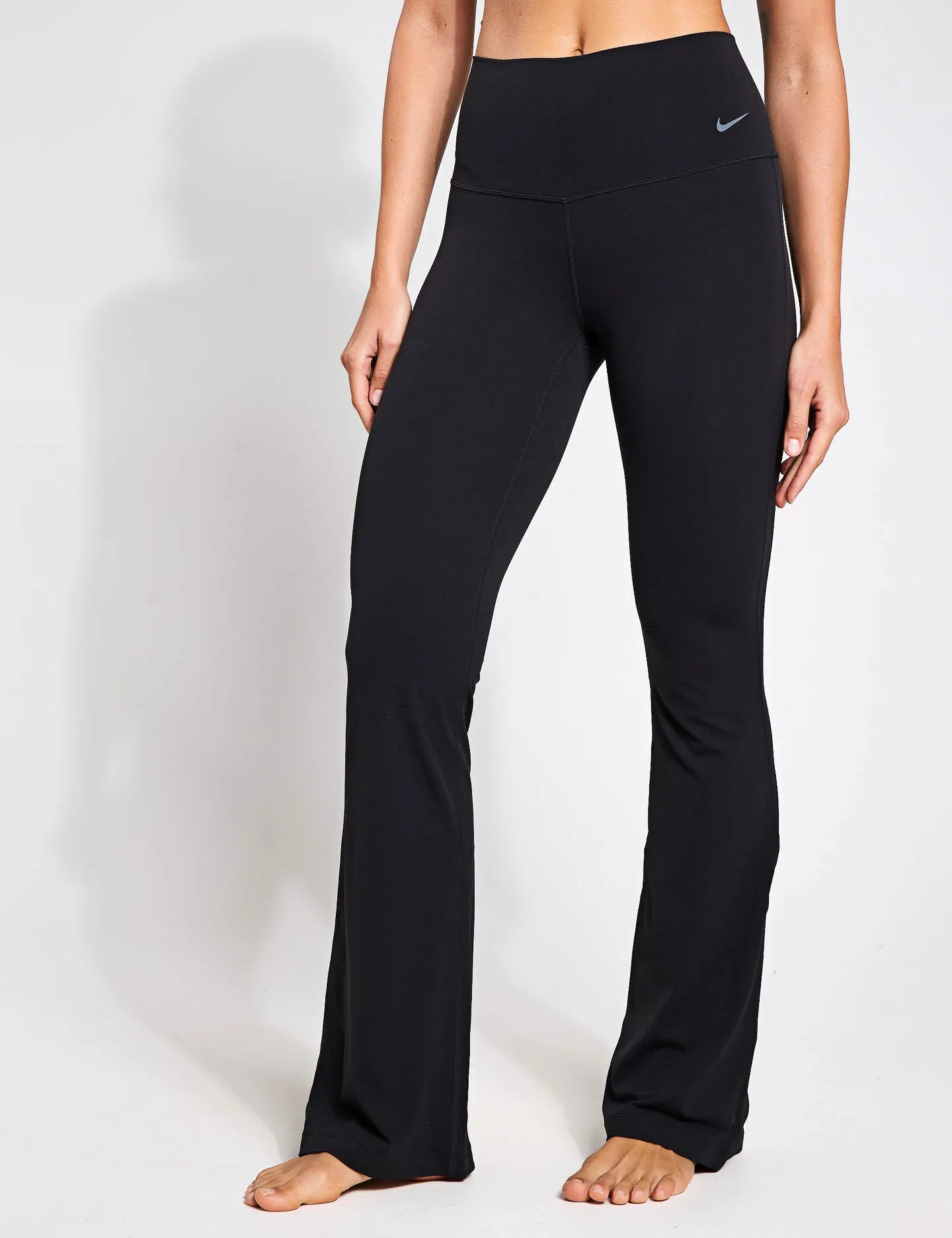 Zenvy High Waisted Flared Leggings - Schwarz