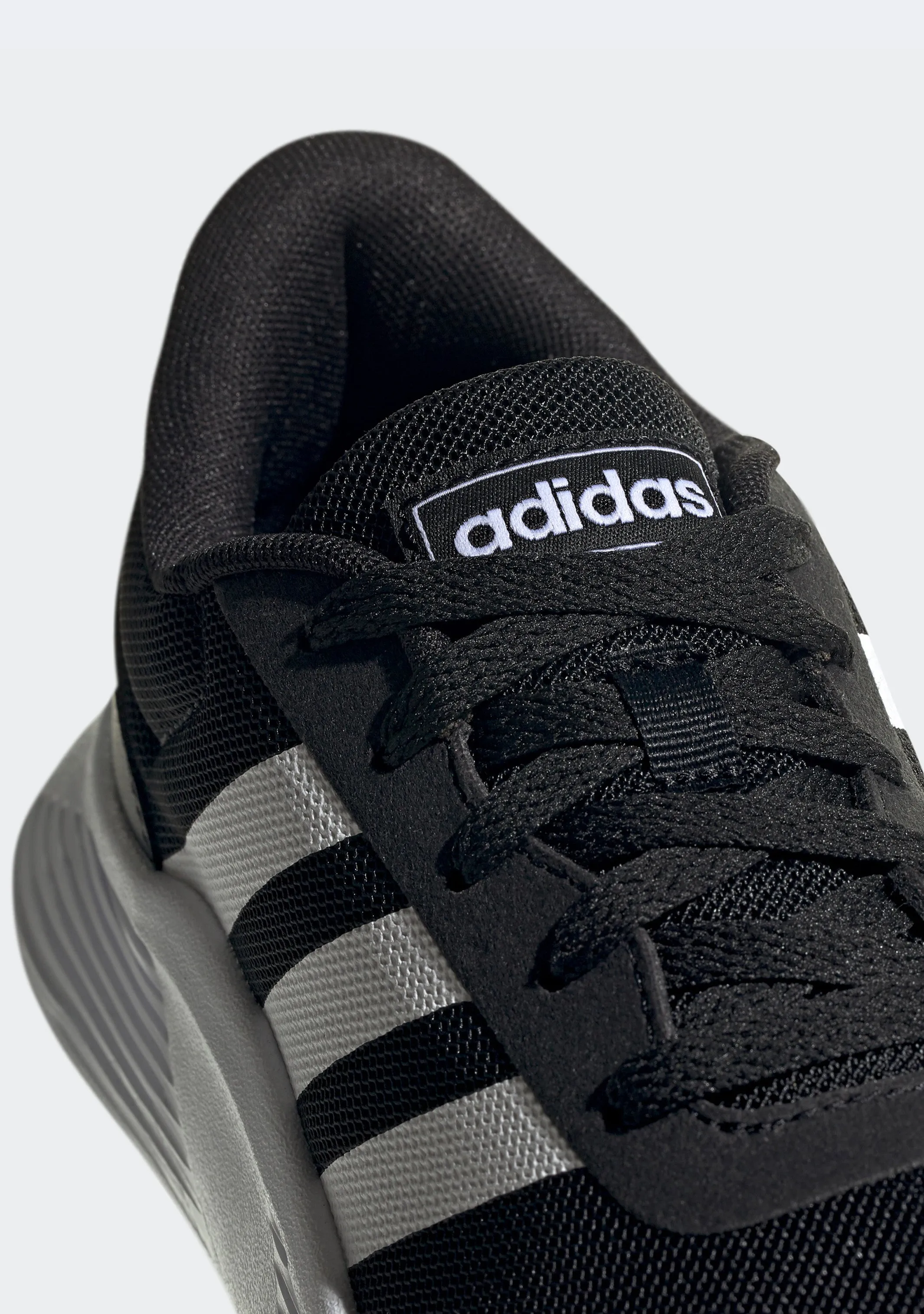 Adidas Damen Lite Racer 2.0