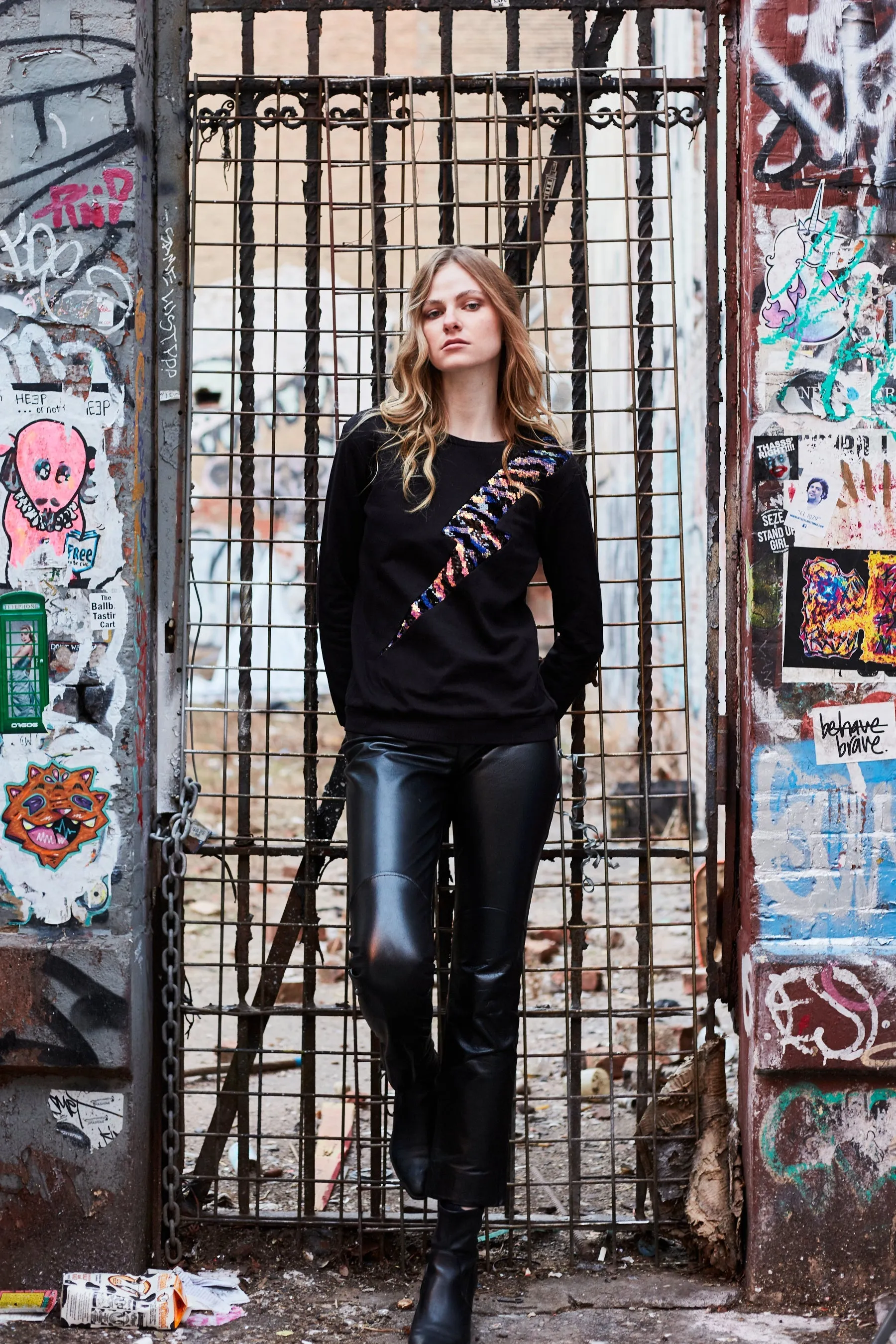 Jedes Alte Eisen Zebrastreifen Blitz Sweatshirt