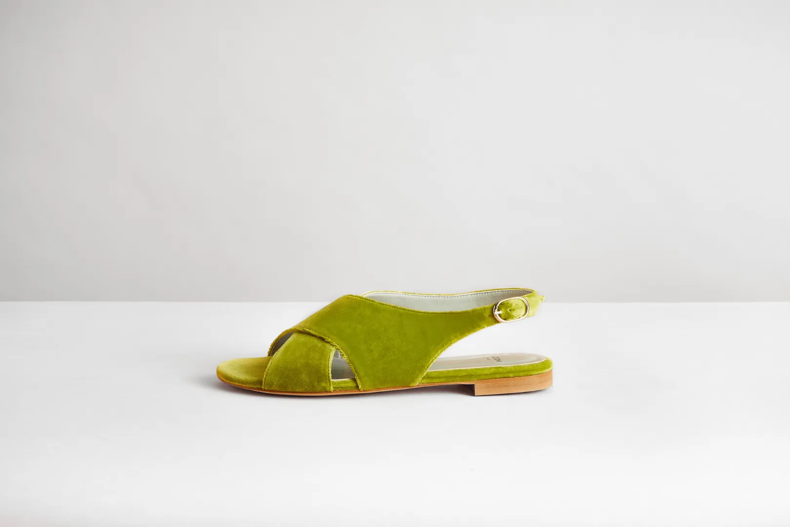 Baumwoll-Samt Vegane Crossover Slingback Sandalen | Acido Grün