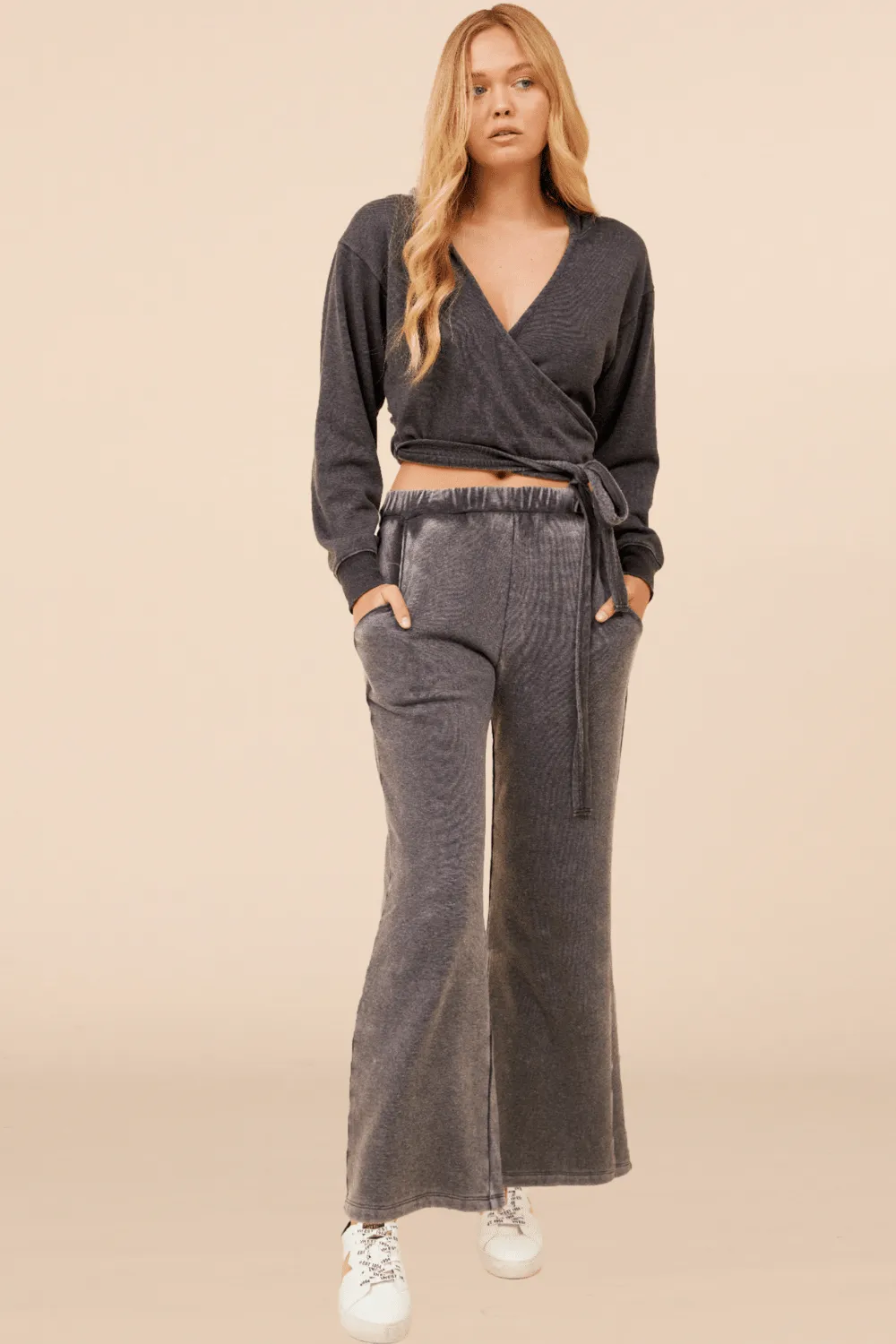 Heather Charcoal Leichtes Fleece Surplice Kapuzenpullover