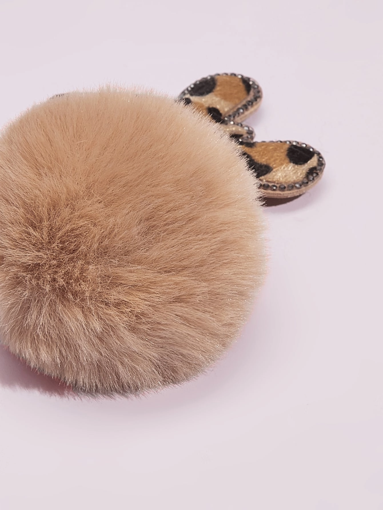 Leopardenfalter & Pompon-Deko-Anhänger für Taschen